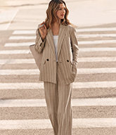 Chic Work Style