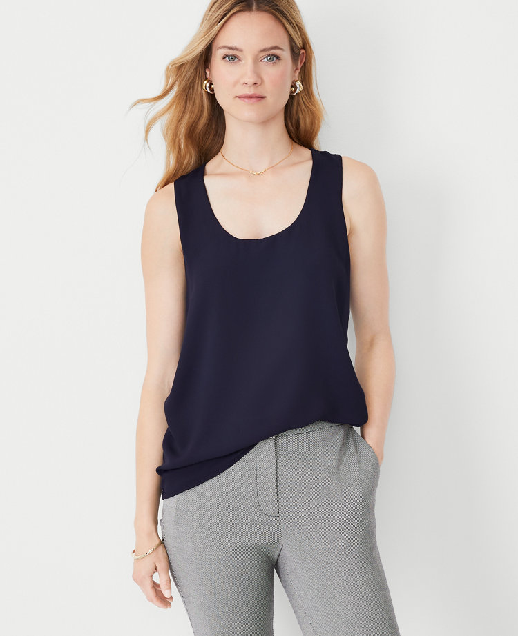 sleeveless tank top