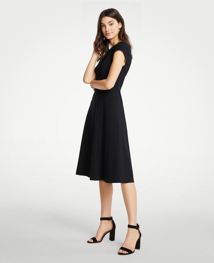 ann taylor little black dress