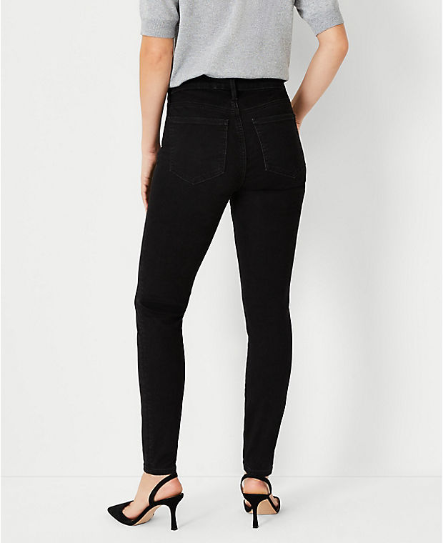 Mid Rise Skinny Jeans in Jet Black Wash - Curvy Fit