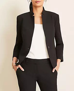 The Notched Blazer in Seasonless Stretch carousel Product Image 1
