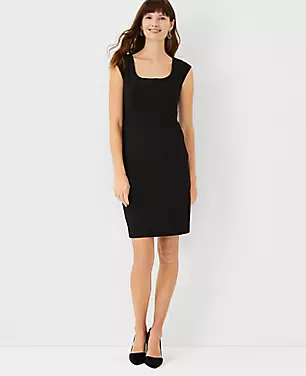 The Petite Scoop Neck Dress in Bi-Stretch carousel Product Image 1