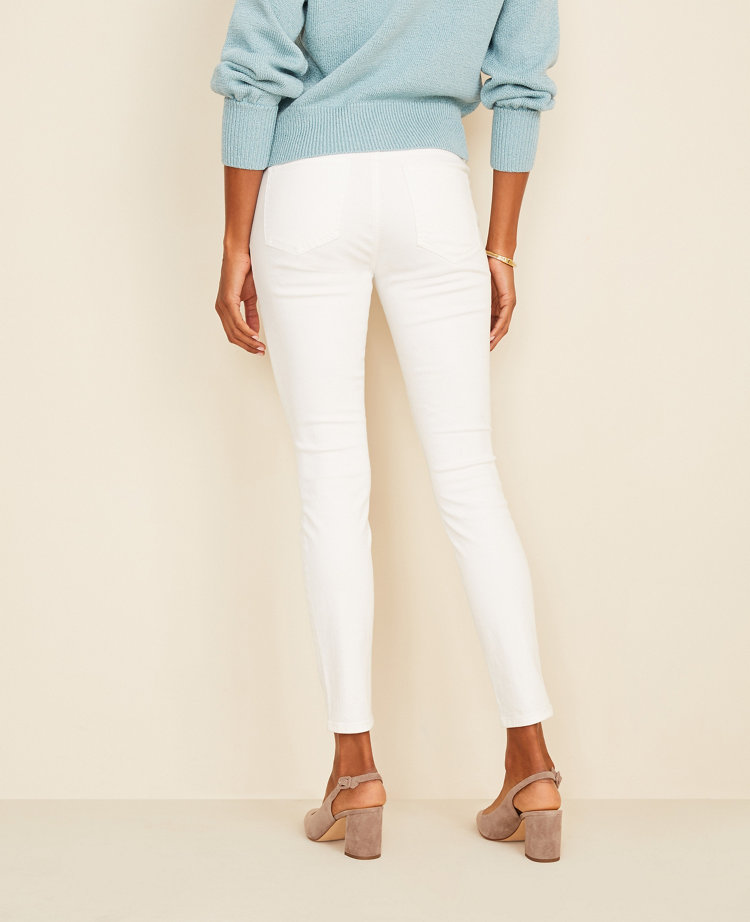 white skinny jean outfits