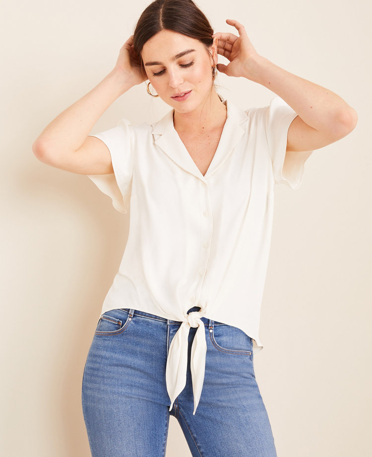 Notched Collar Tie Front Top