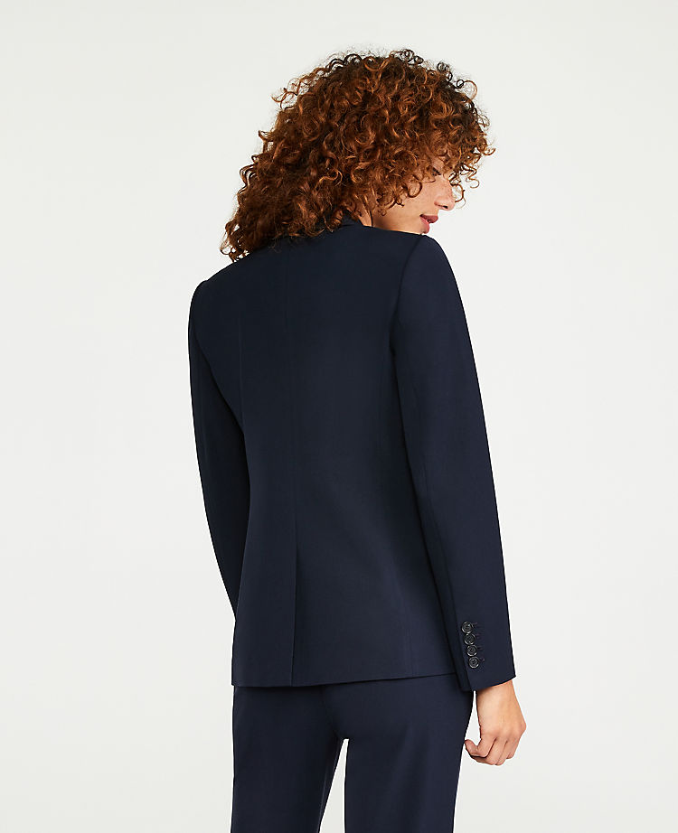 The Double Breasted Blazer in Seasonless Stretch