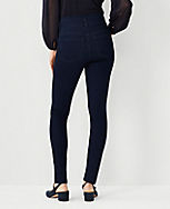 Sculpting Pocket High Rise Skinny Jeans in Dark Rinse Wash carousel Product Image 2
