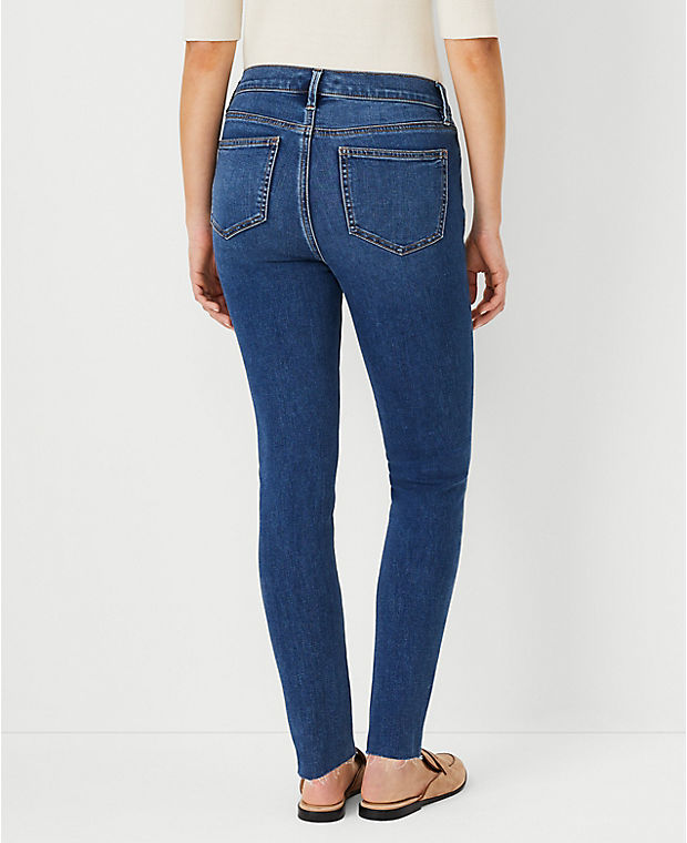 Curvy Sculpting Pocket Mid Rise Skinny Jeans in Mid Stone Wash