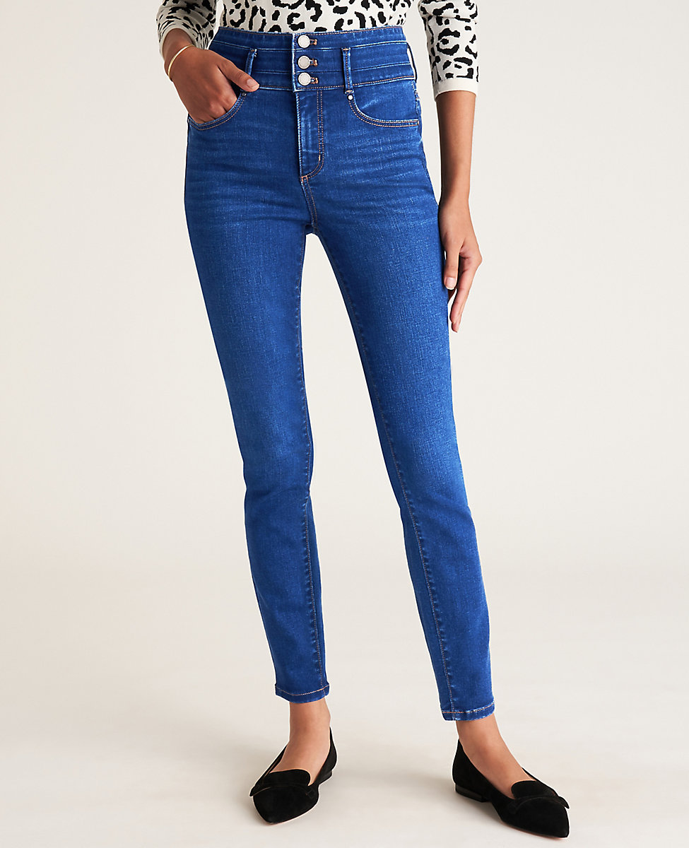 Curvy Sculpting Pocket High Rise Skinny Jeans in Classic Mid Wash