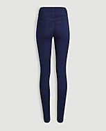 Curvy Sculpting Pocket High Rise Skinny Jeans in Dark Rinse Wash carousel Product Image 3