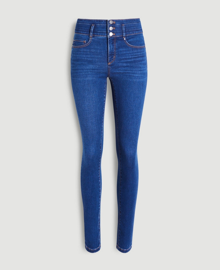 Sculpting Pocket Rise Skinny Jeans in Classic Mid