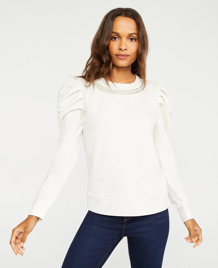 sweatshirt with puffy sleeves