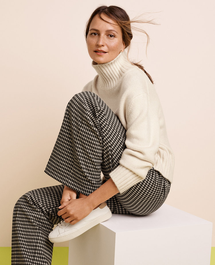 Cropped Rib Turtleneck Sweater