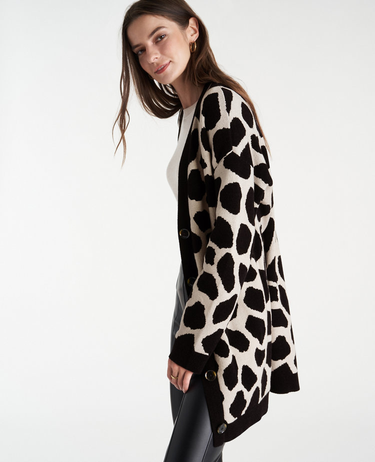 giraffe sweater