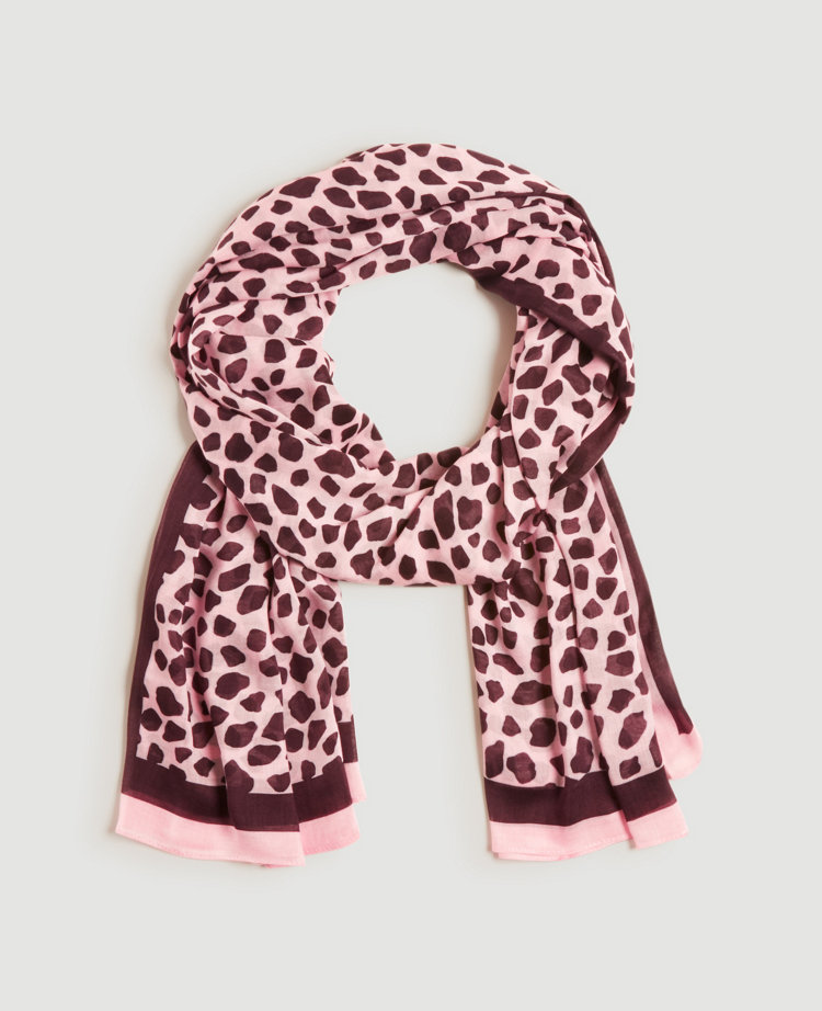 Giraffe Print Scarf   556510 5633