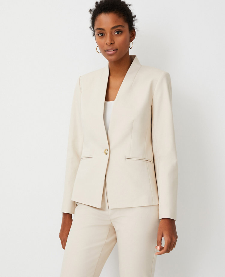 Petite Suits for Women: Perfectly Polished in Style | ANN TAYLOR