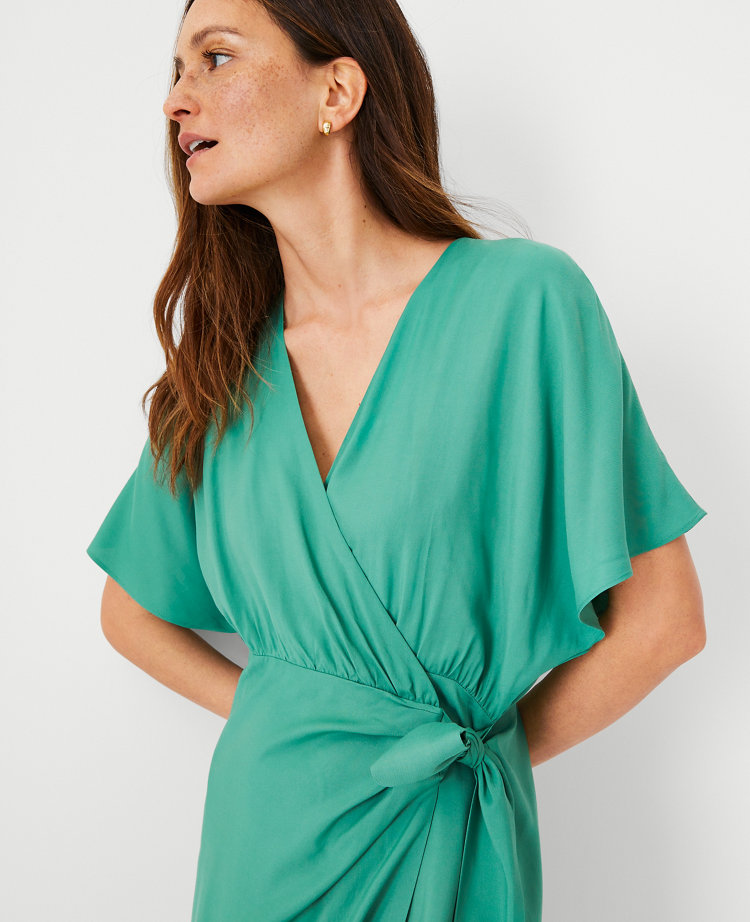 Petite Tie Waist Wrap Dress