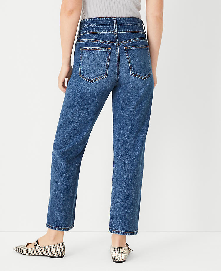Sculpting Pocket High Rise Straight Jeans in Classic Mid Wash