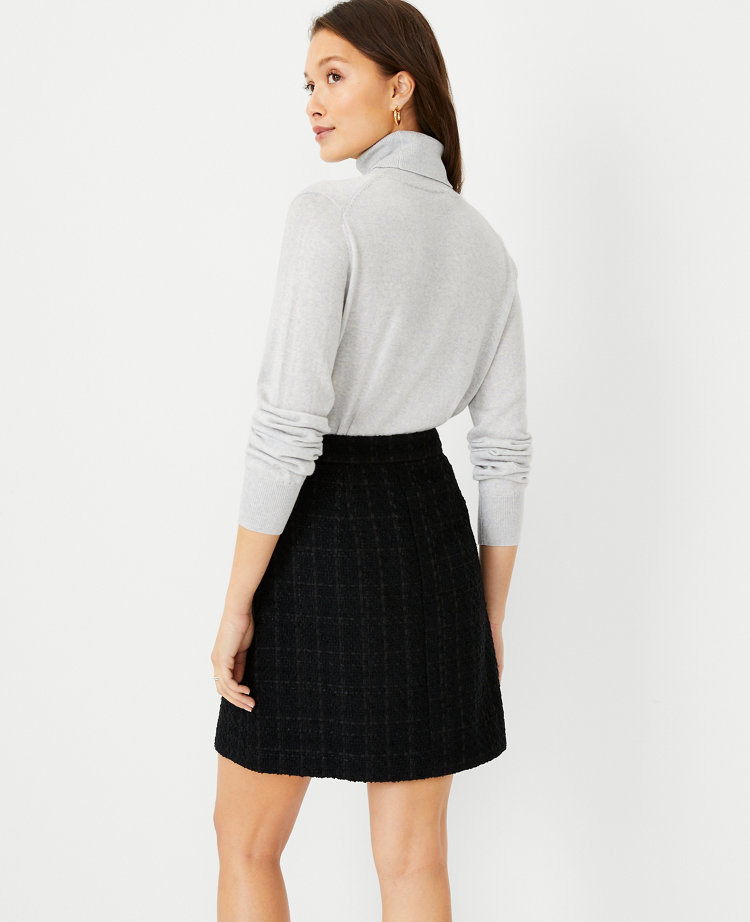 Tweed button front outlet skirt