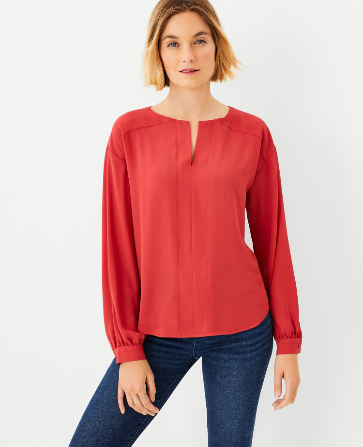 Seamed Split Neck Popover