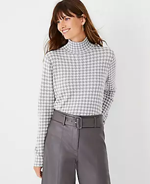 Houndstooth Turtleneck Sweater carousel Product Image 1