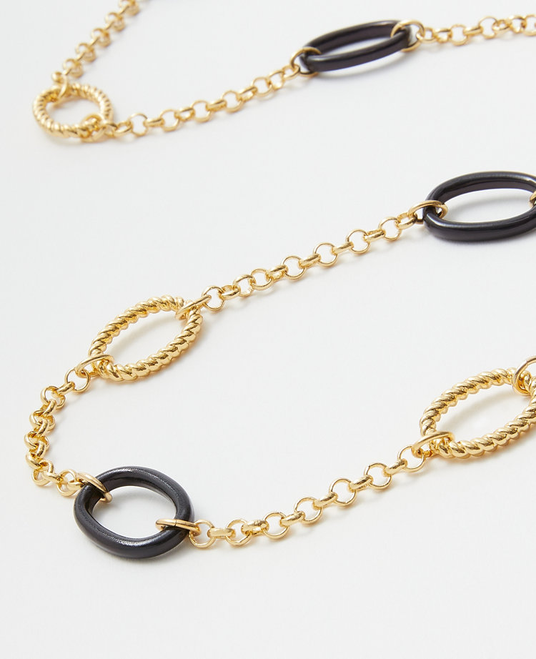Twisted Chain Link Necklace