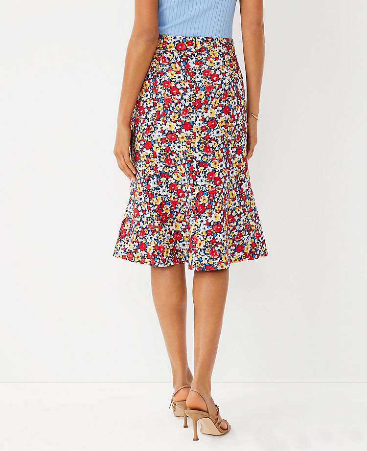 Curvy Floral Seamed Midi Skirt