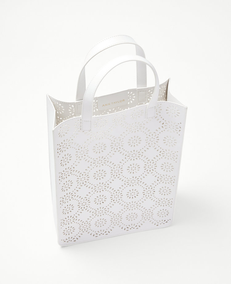 Ann discount taylor tote