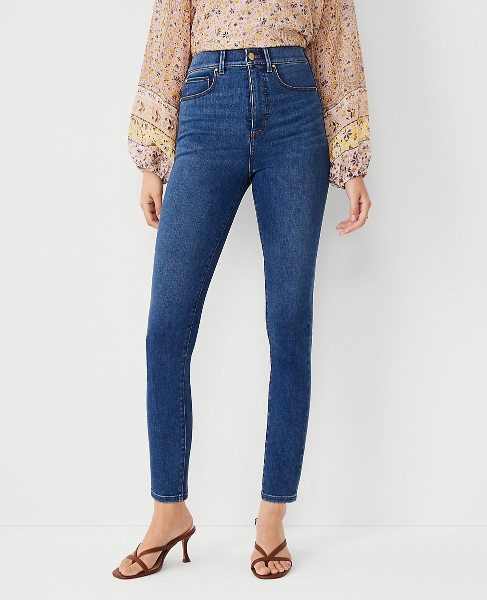Petite Curvy Sculpting Pocket Highest Rise Skinny Jeans in Classic Mid Wash