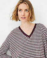 Houndstooth Easy V-Neck Tunic Sweater carousel Product Image 3