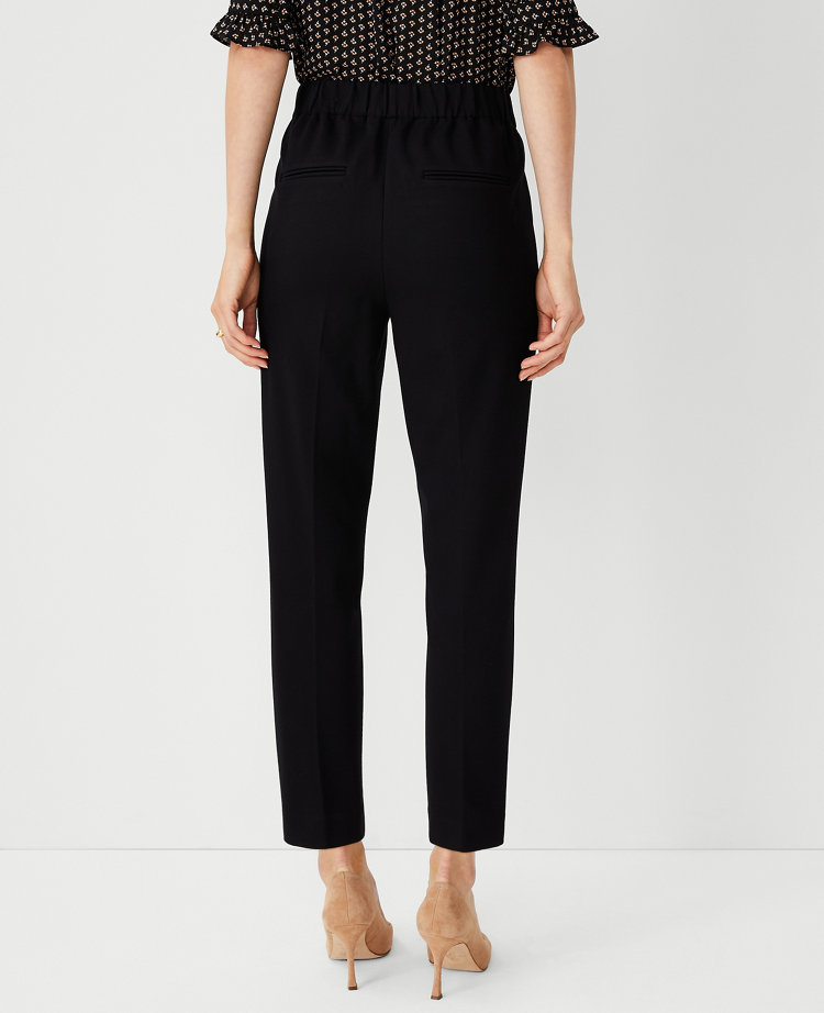 Women's High-rise Regular Fit Tapered Ankle Knit Pants - A New Day