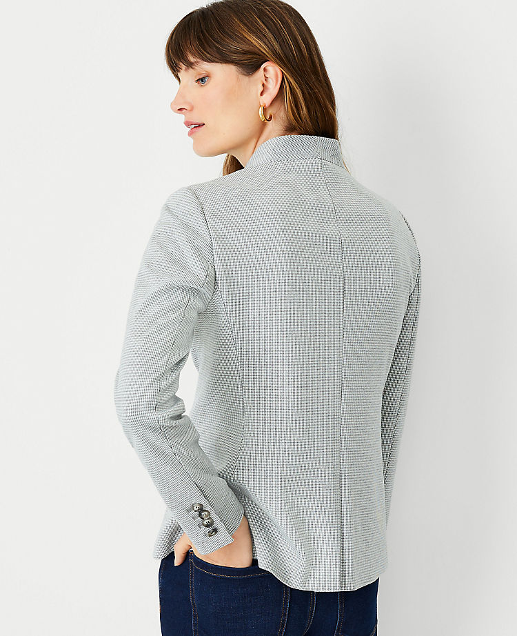 The Petite Cutaway Blazer in Houndstooth Knit