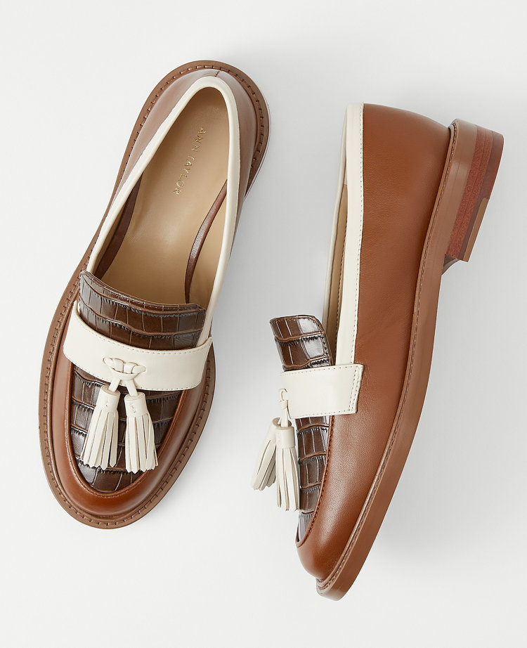 Embossed Chunky Tassel Leather Loafers