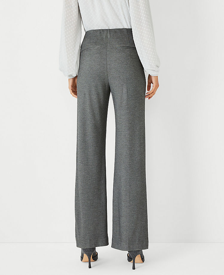 The High Waist Side Zip Straight Pant in Twill - Curvy Fit