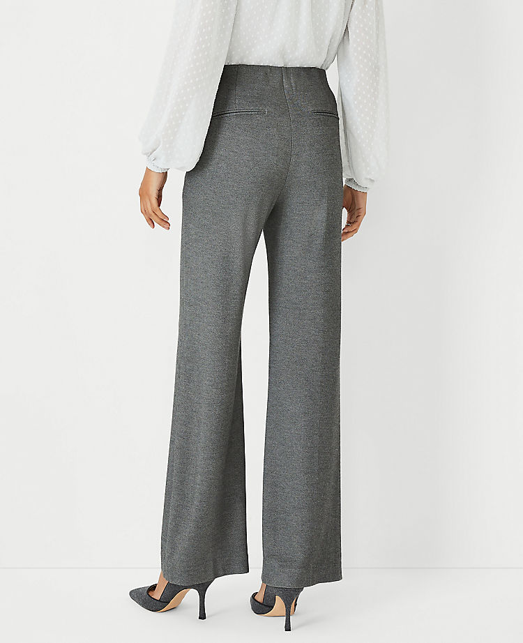 The Petite High Waist Side Zip Straight Pant in Twill