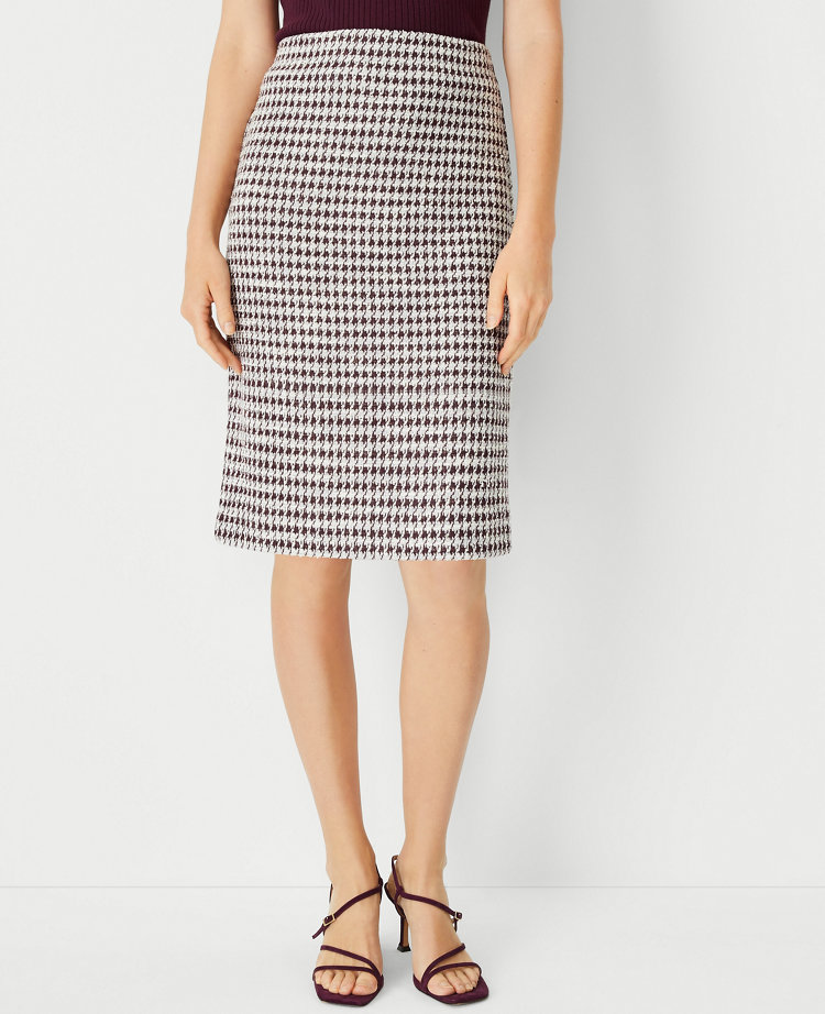 Petite Houndstooth Knit Pencil Skirt