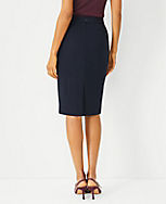 The Petite Seamed Pencil Skirt in Seasonless Stretch carousel Product Image 2