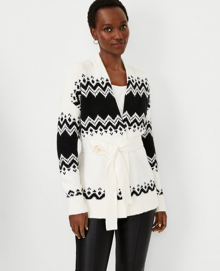 Women's wool and cotton sweaters and cardigans