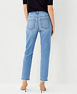 Sculpting Pocket Mid Rise Tapered Jeans in Light Vintage Indigo Wash carousel Product Image 2