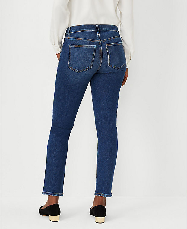Sculpting Pocket Mid Rise Tapered Jeans in Classic Indigo Wash