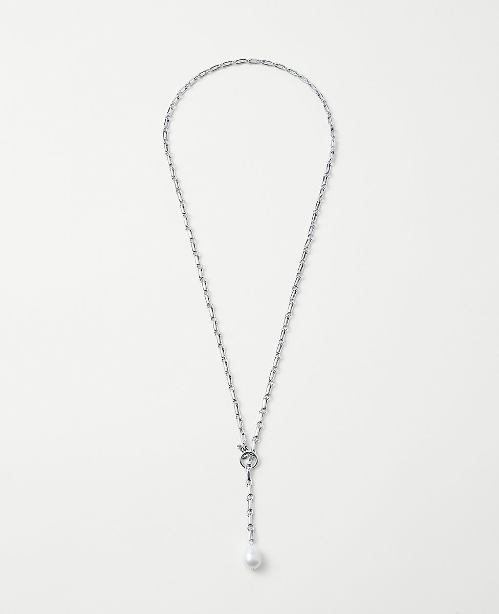Pearlized Lariat Necklace