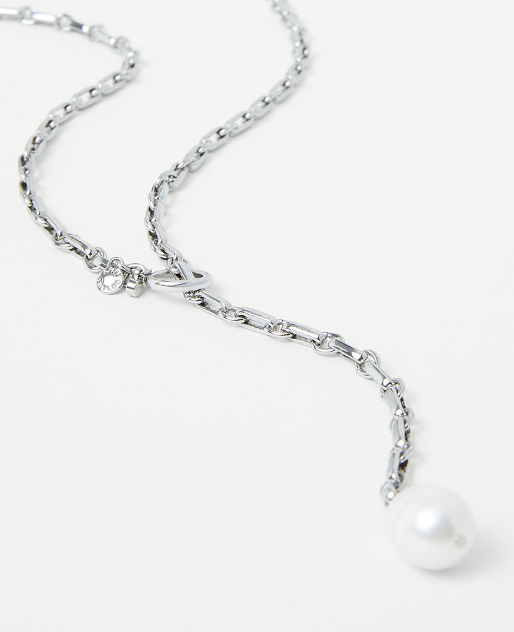 Pearlized Lariat Necklace