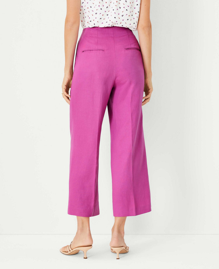 The Seamed Straight Crop Pant