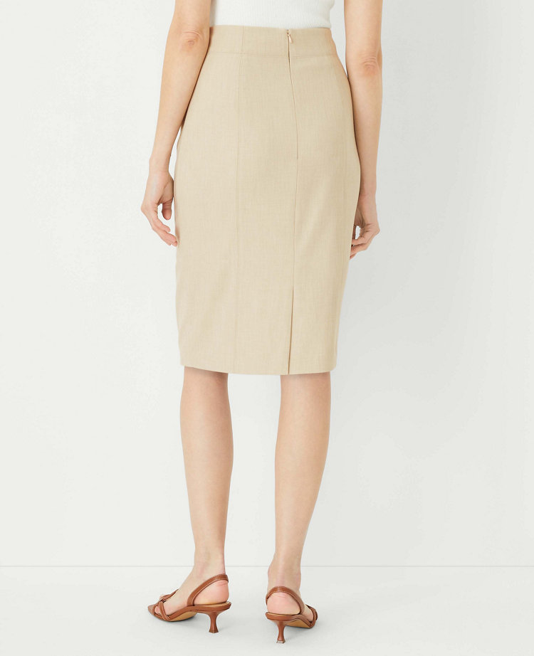 The Seamed Pencil Skirt in Bi-Stretch