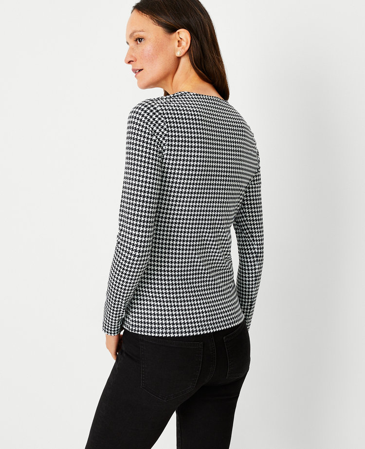 Houndstooth Refined Stretch Envelope Neck Top