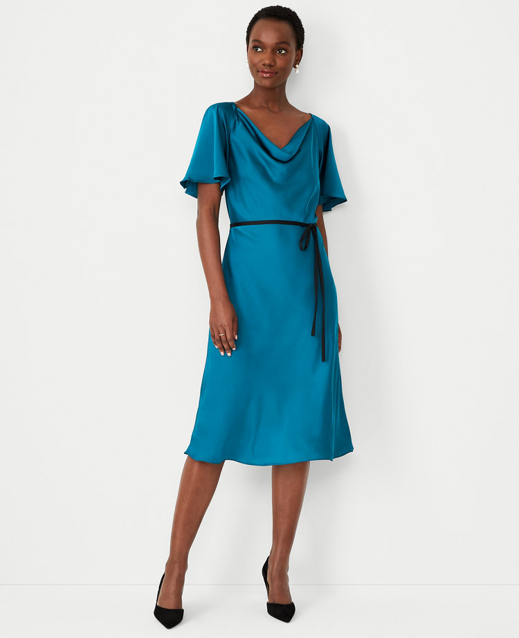 Ann taylor 2025 velvet dress