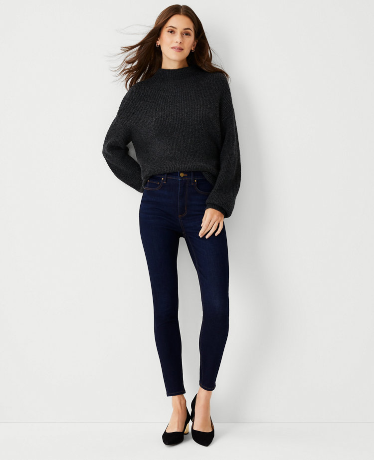 Petite Curvy Sculpting Pocket High Rise Skinny Jeans in Black