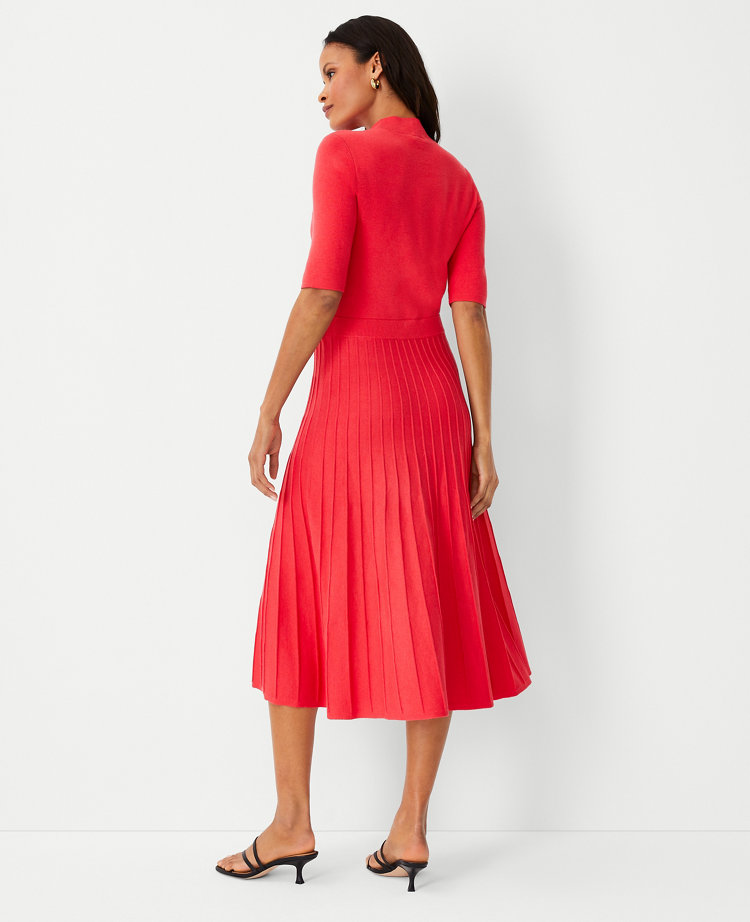 Ann taylor 2024 pleated dress