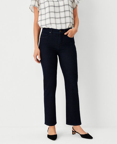 Sculpting Pocket High Rise Straight Jeans in Rinse Wash