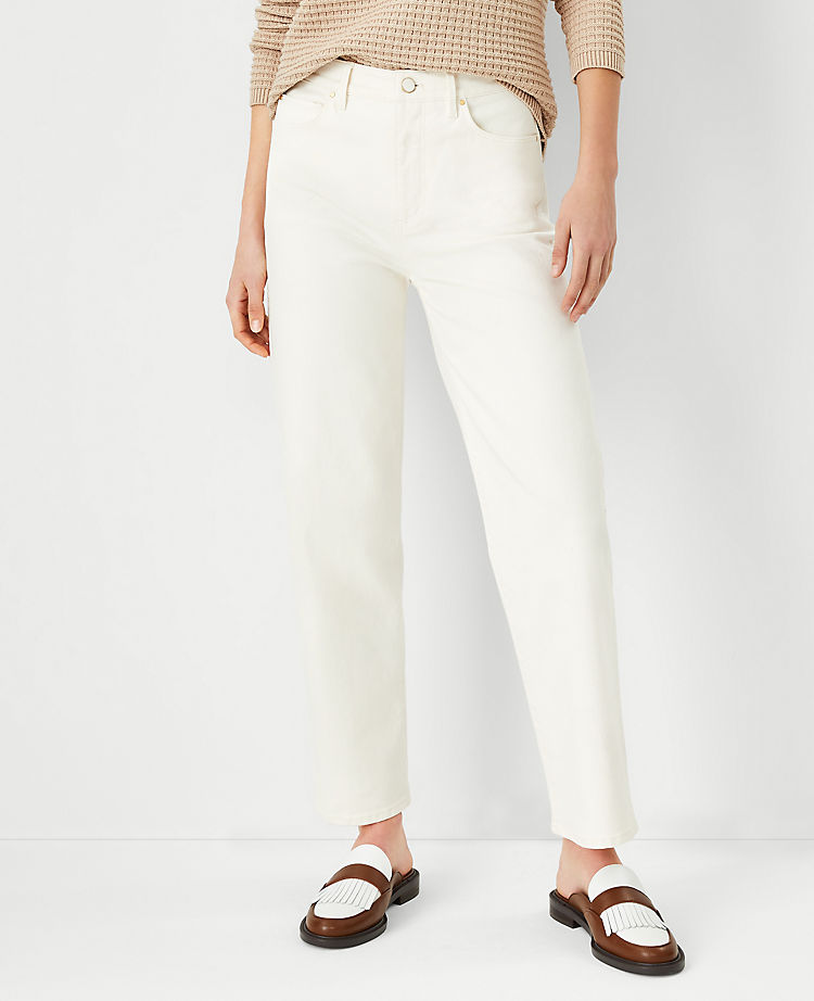 Sculpting Pocket High Rise Straight Jeans in Ivory