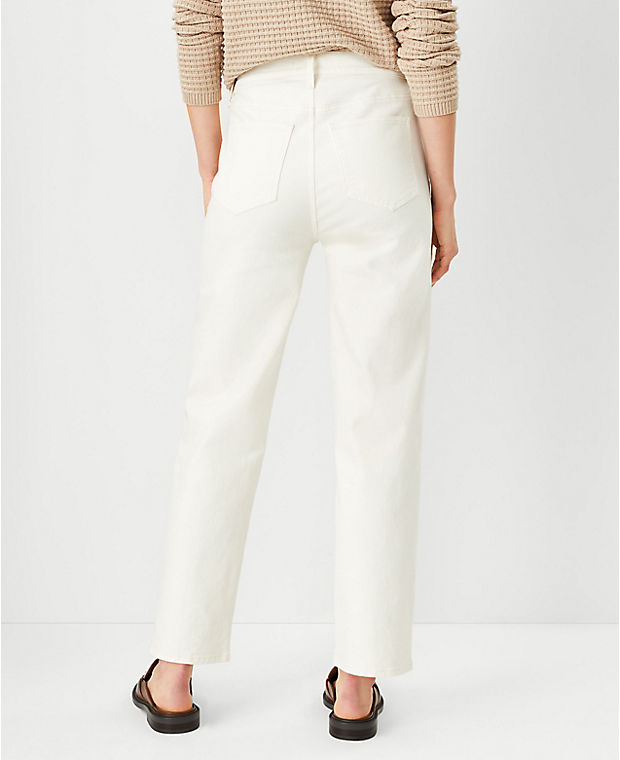 Sculpting Pocket High Rise Straight Jeans in Ivory